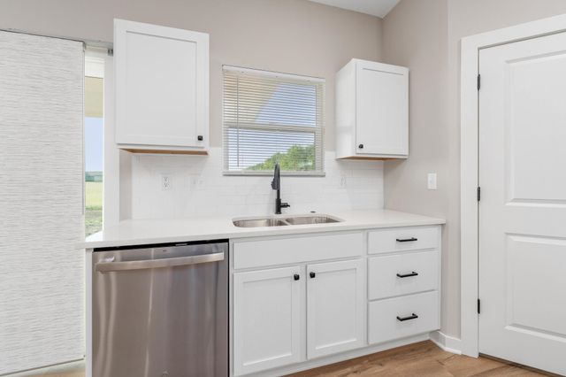 813 N Rainbow Lake St, Wichita, KS 67235