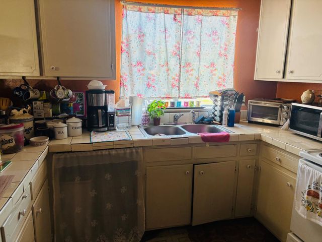 103 Poppy Lane, Clovis, CA 93612