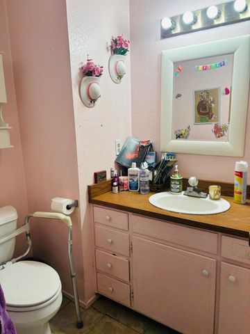 103 Poppy Lane, Clovis, CA 93612