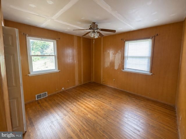 115 PHILLIPS AVE, Magnolia, NJ 08049