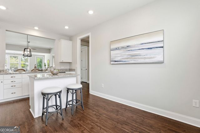 330 Chestnut Oak Drive, Peachtree City, GA 30269