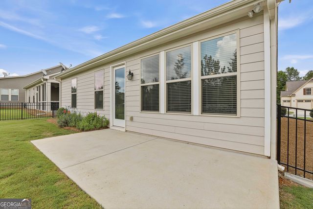 330 Chestnut Oak Drive, Peachtree City, GA 30269