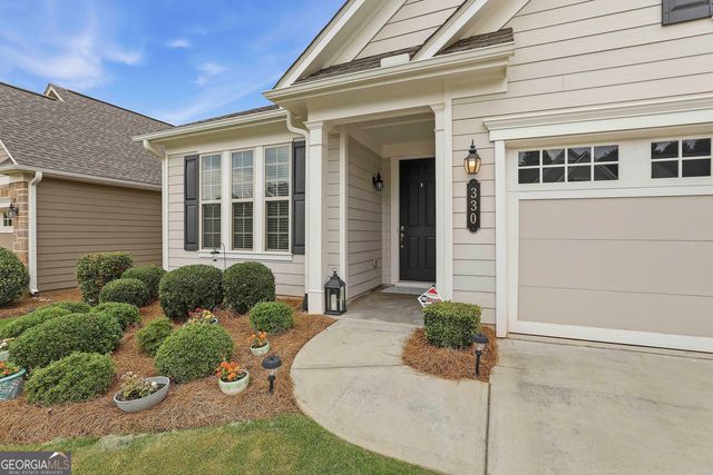 330 Chestnut Oak Drive, Peachtree City, GA 30269