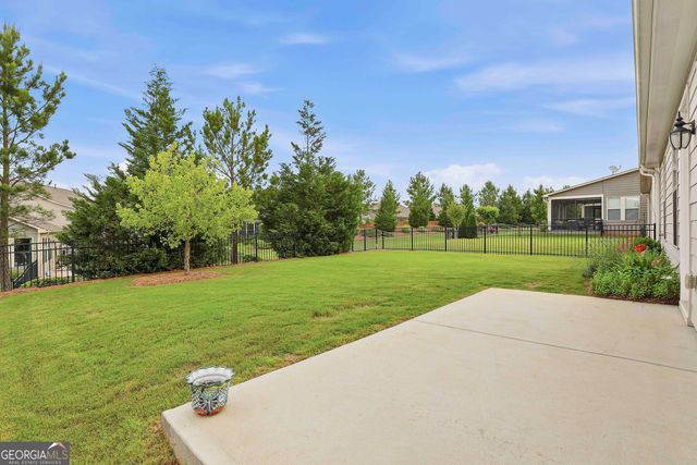 330 Chestnut Oak Drive, Peachtree City, GA 30269