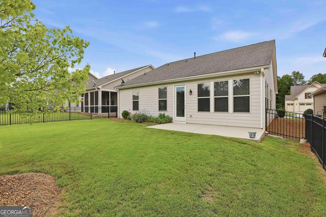 330 Chestnut Oak Drive, Peachtree City, GA 30269
