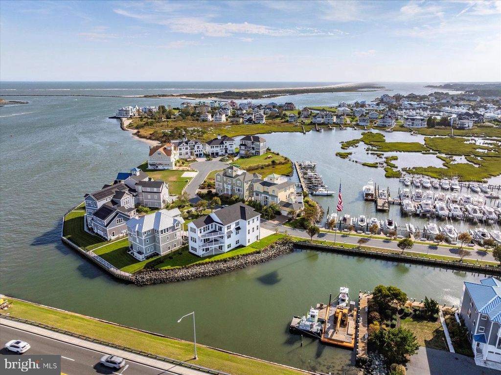 Image 106 of property listing at 12971 INLET ISLE LN, Ocean City, MD 21842