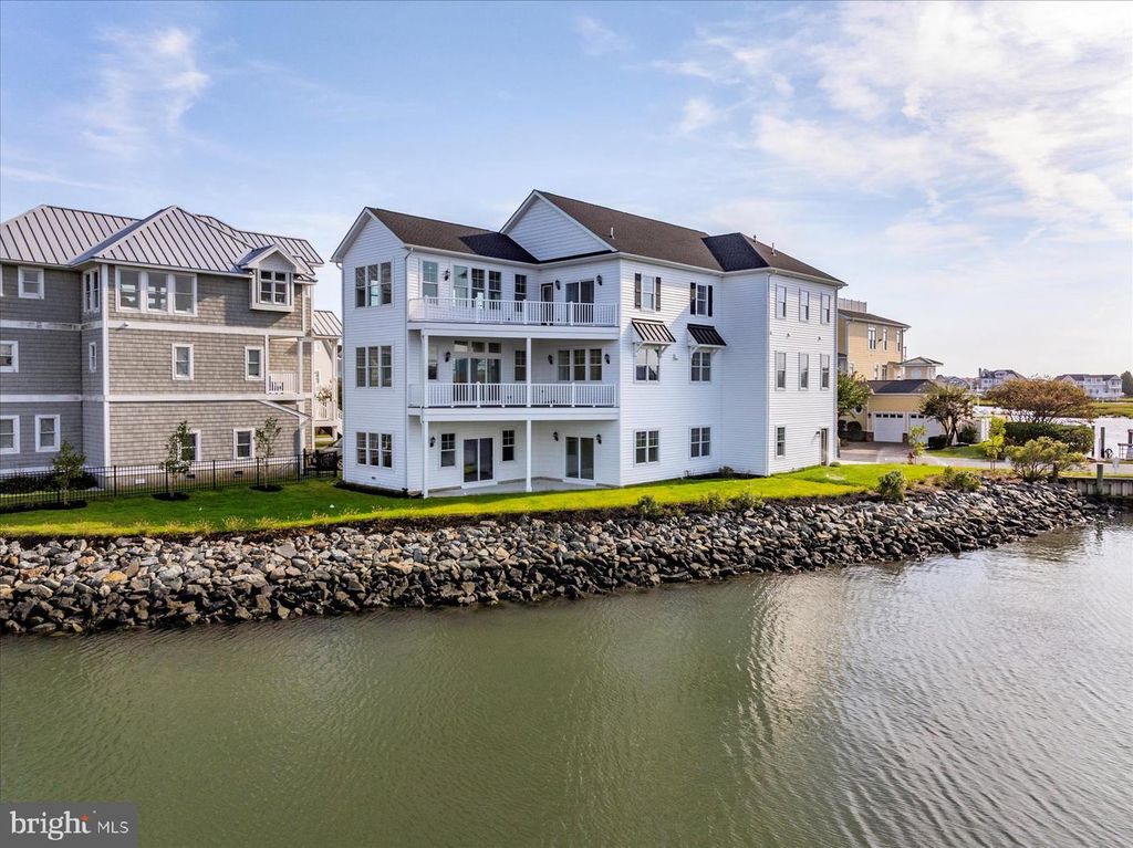 Image 109 of property listing at 12971 INLET ISLE LN, Ocean City, MD 21842