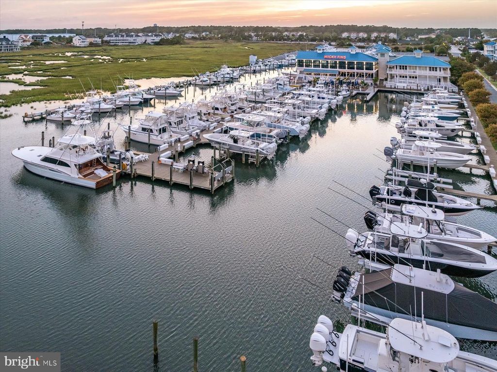 Image 119 of property listing at 12971 INLET ISLE LN, Ocean City, MD 21842