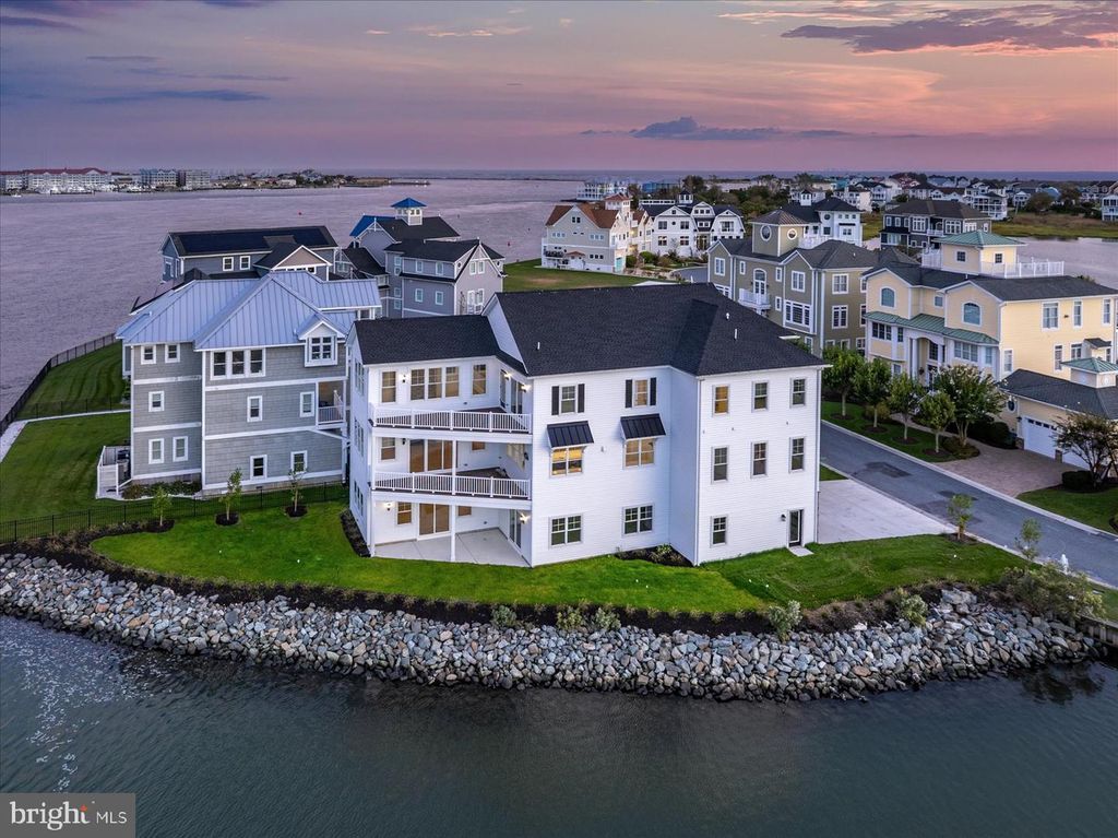 Image 133 of property listing at 12971 INLET ISLE LN, Ocean City, MD 21842