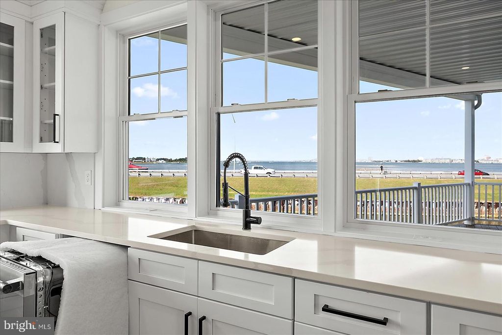 Image 39 of property listing at 12971 INLET ISLE LN, Ocean City, MD 21842