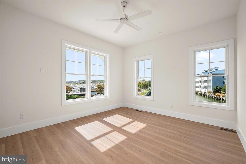 Image 57 of property listing at 12971 INLET ISLE LN, Ocean City, MD 21842