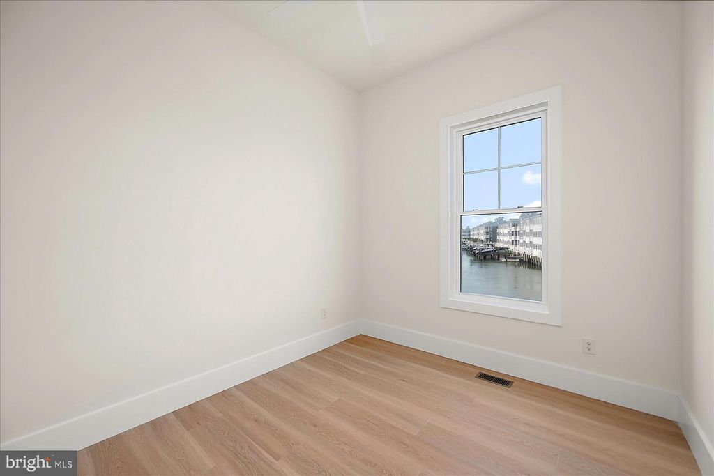 Image 72 of property listing at 12971 INLET ISLE LN, Ocean City, MD 21842