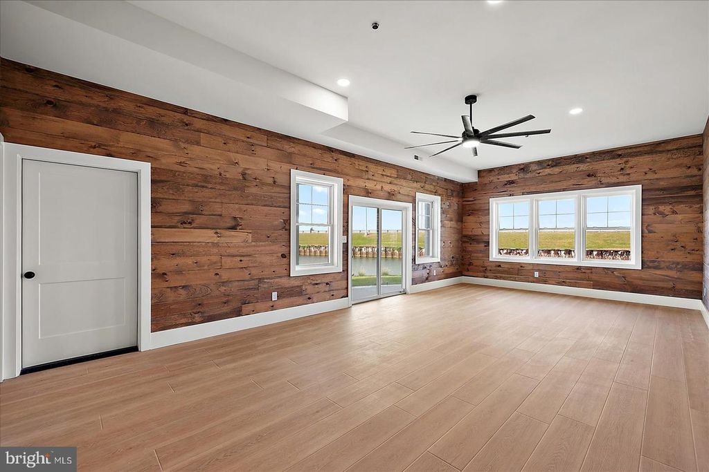 Image 77 of property listing at 12971 INLET ISLE LN, Ocean City, MD 21842