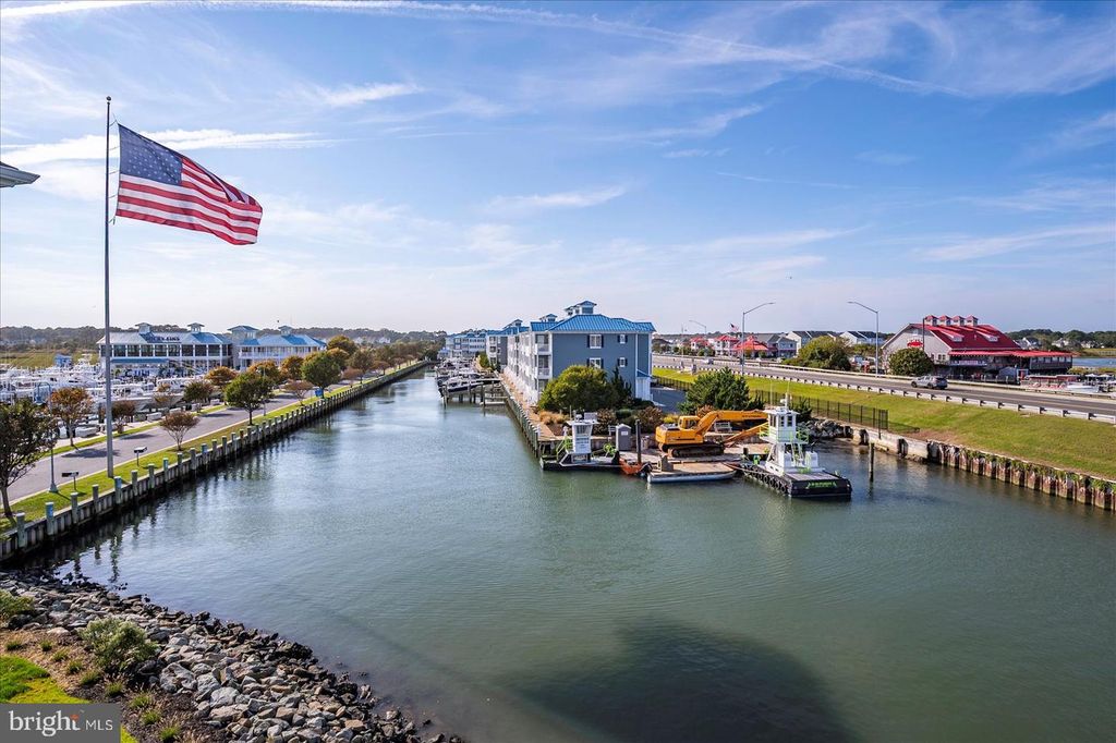 Image 89 of property listing at 12971 INLET ISLE LN, Ocean City, MD 21842