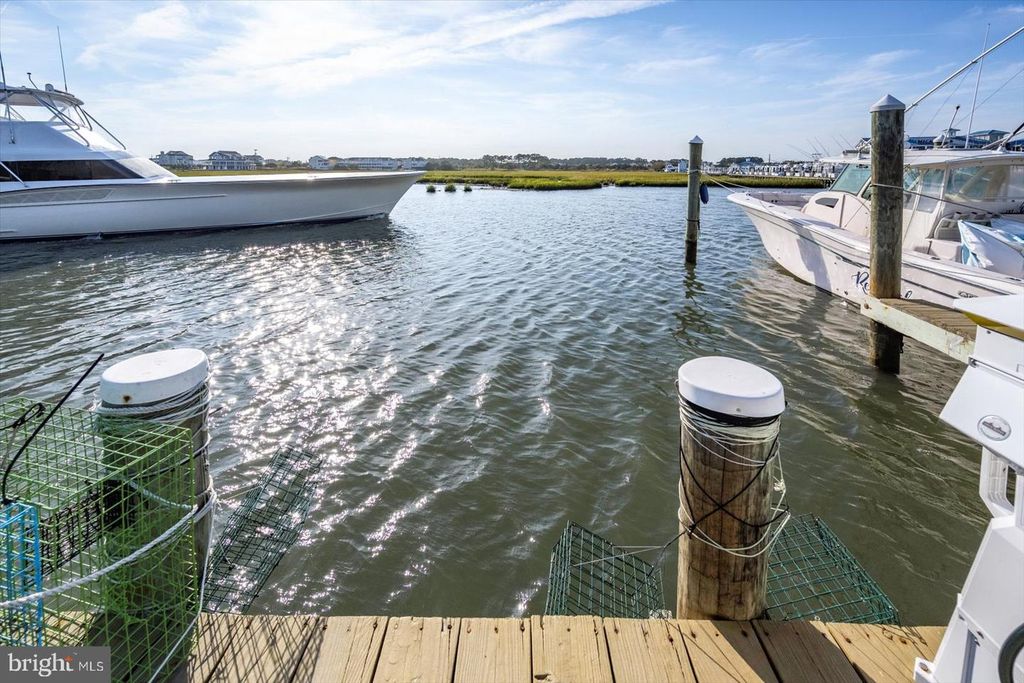 Image 95 of property listing at 12971 INLET ISLE LN, Ocean City, MD 21842