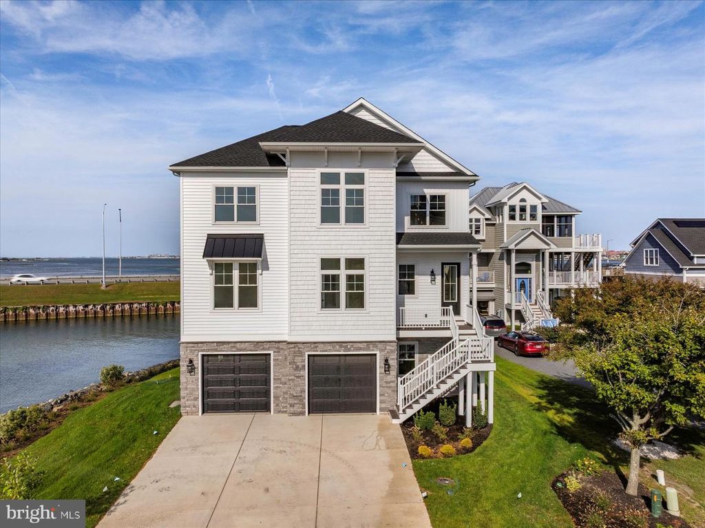 Image 97 of property listing at 12971 INLET ISLE LN, Ocean City, MD 21842