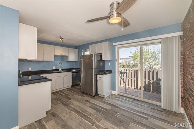 1212 Clarkson Court 1212, Ballwin, MO 63011