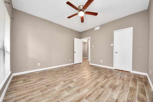 10053 Westpark Drive 285, Houston, TX 77042