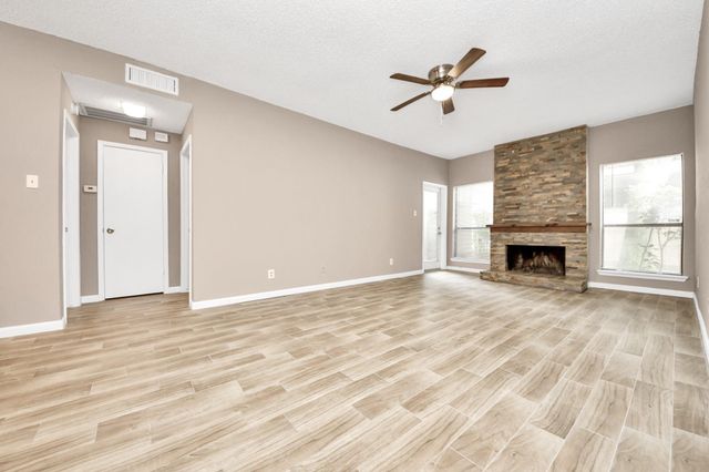 10053 Westpark Drive 285, Houston, TX 77042