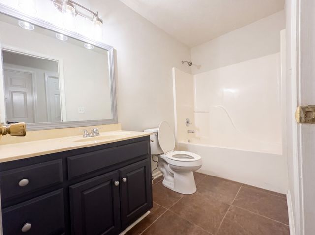 215 Wagoners Way, Westmoreland, TN 37186
