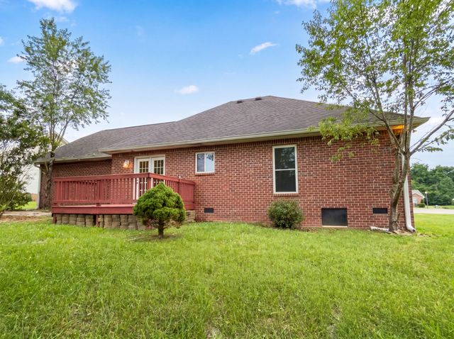 215 Wagoners Way, Westmoreland, TN 37186
