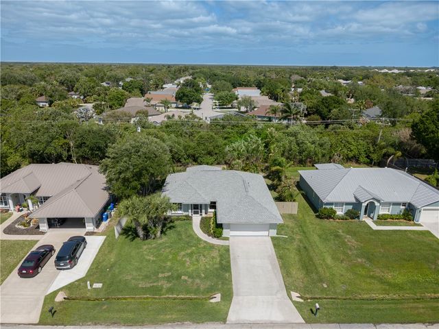 474 Ponoka Street, Sebastian, FL 32958