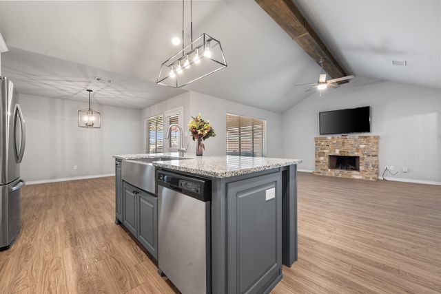 7909 Avenue O, Lubbock, TX 79423