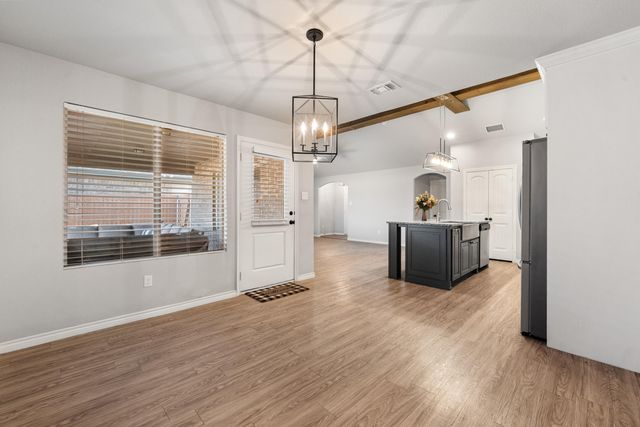 7909 Avenue O, Lubbock, TX 79423