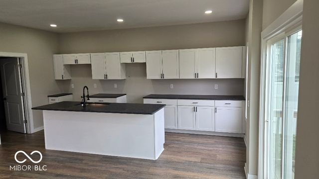 1527 Lexington Avenue, Indianapolis, IN 46203