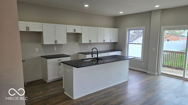 1527 Lexington Avenue, Indianapolis, IN 46203