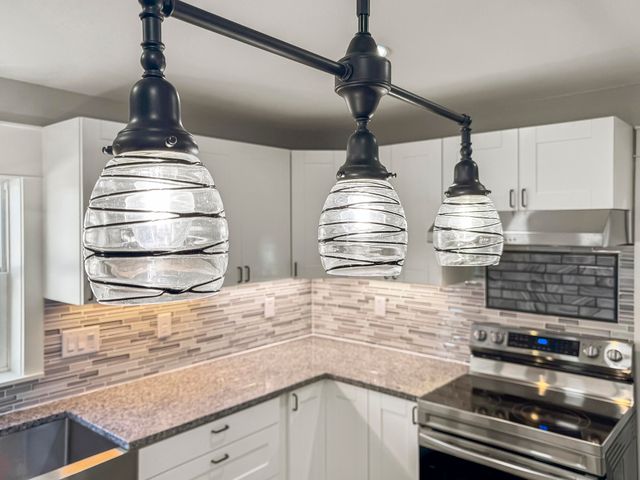 7138 W Farm Rd 136, Springfield, MO 65802