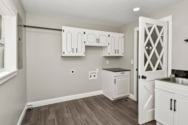 7138 W Farm Rd 136, Springfield, MO 65802