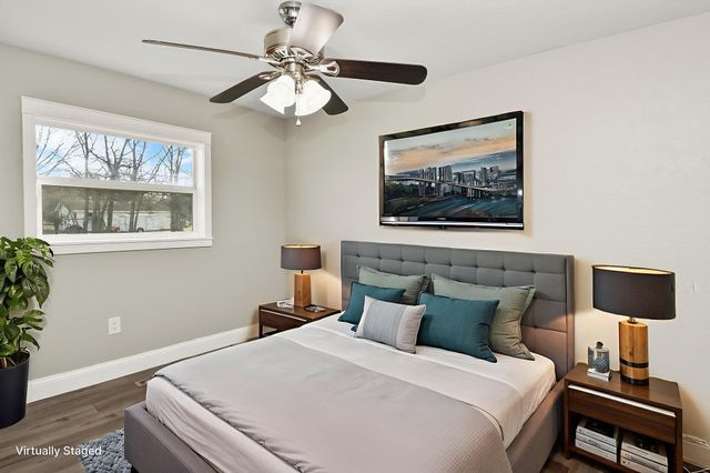 7138 W Farm Rd 136, Springfield, MO 65802