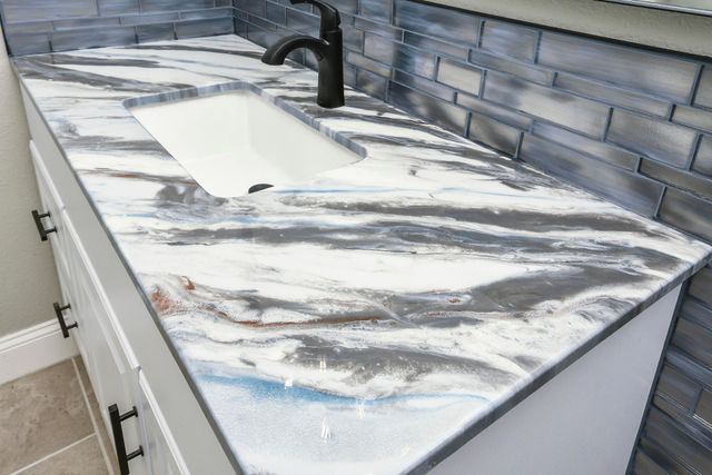 7138 W Farm Rd 136, Springfield, MO 65802