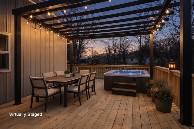 7138 W Farm Rd 136, Springfield, MO 65802