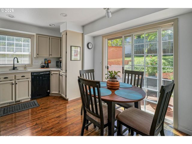 1522 Nw CORUM Ct, Salem, OR 97304