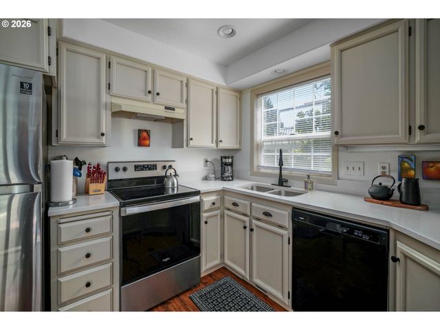 1522 Nw CORUM Ct, Salem, OR 97304