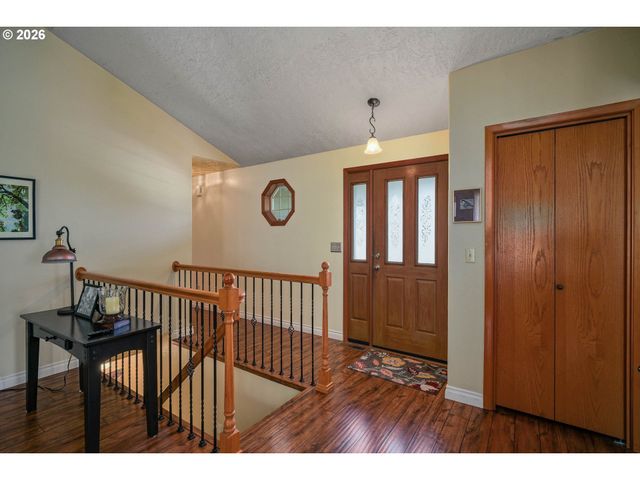 1522 Nw CORUM Ct, Salem, OR 97304