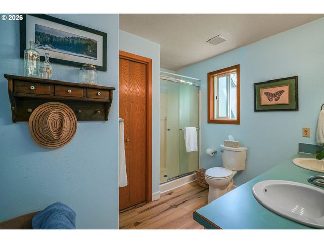 1522 Nw CORUM Ct, Salem, OR 97304