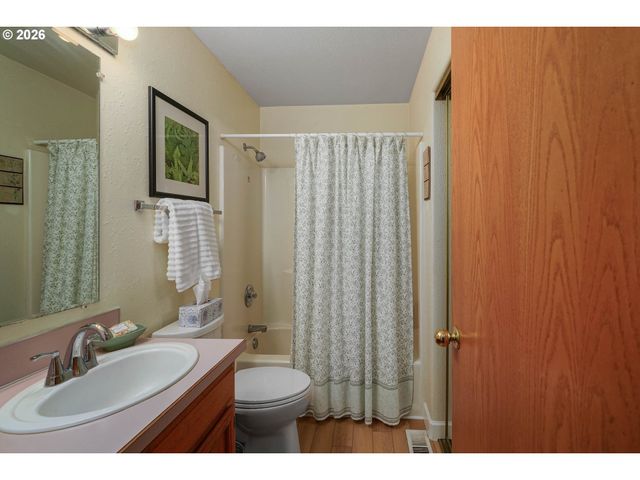 1522 Nw CORUM Ct, Salem, OR 97304