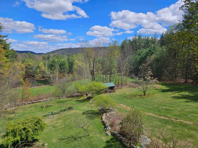 25 Yeaw Road, Dover, VT 05341
