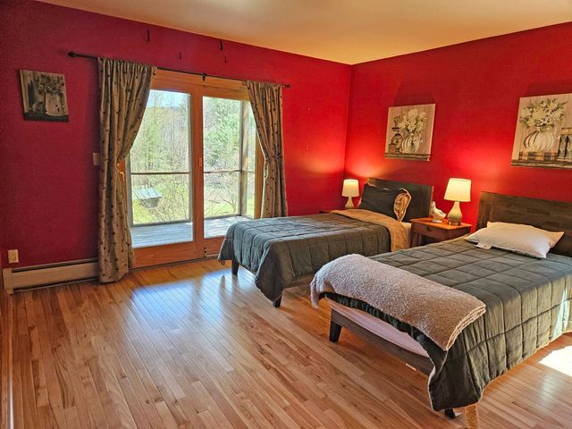 25 Yeaw Road, Dover, VT 05341