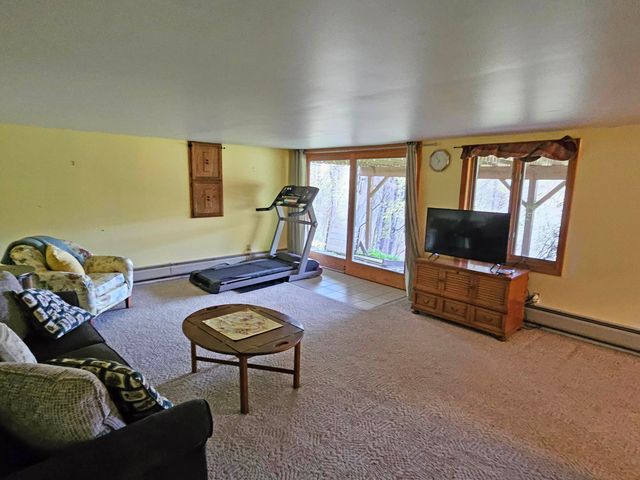 25 Yeaw Road, Dover, VT 05341