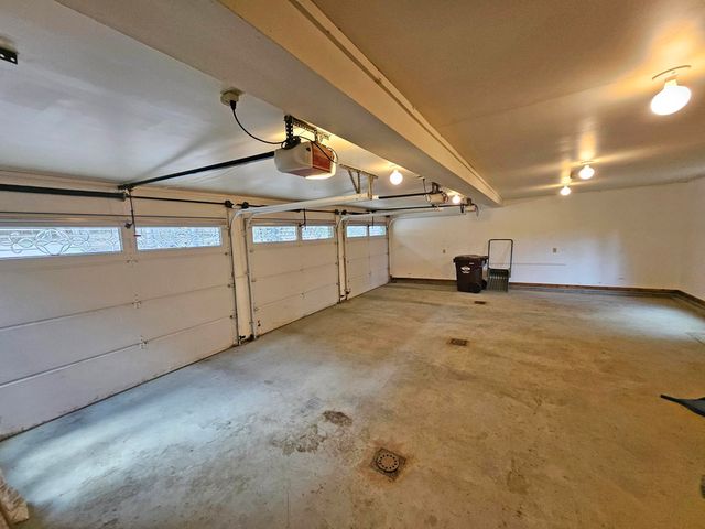 25 Yeaw Road, Dover, VT 05341