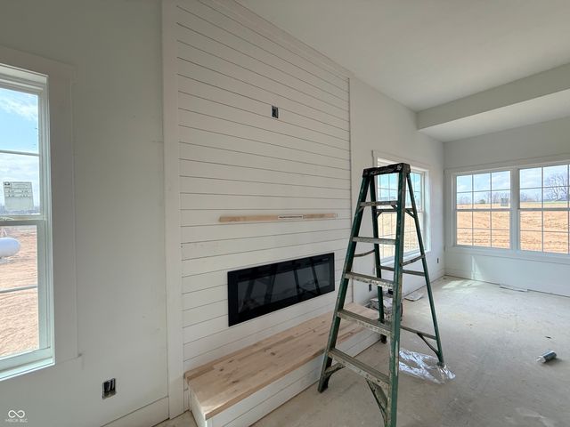 8 Pine Hills Court, Crawfordsville, IN 47933