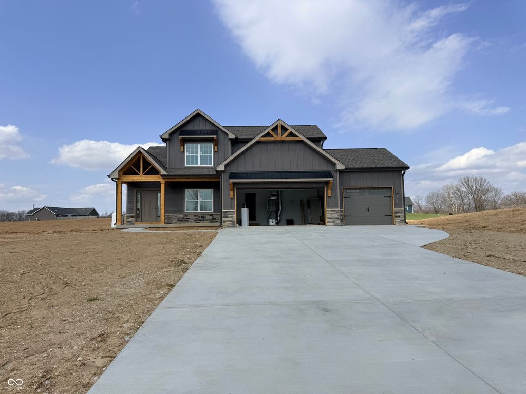 8 Pine Hills Court, Crawfordsville, IN 47933