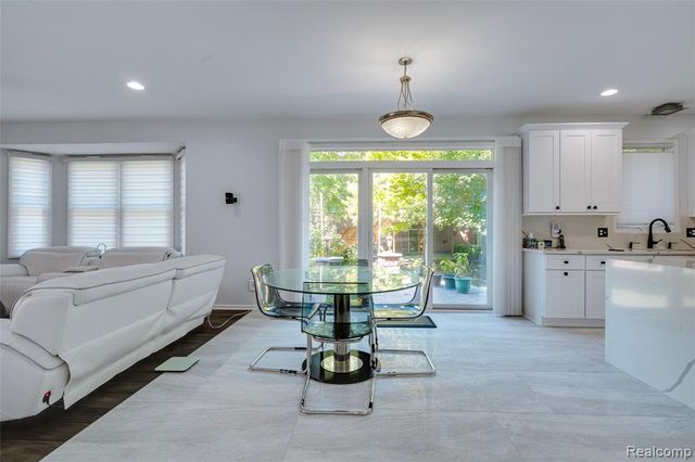 17021 Algonquin Drive, Northville, MI 48168