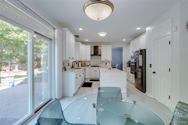 17021 Algonquin Drive, Northville, MI 48168