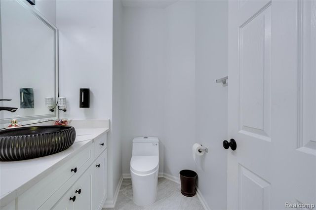 17021 Algonquin Drive, Northville, MI 48168