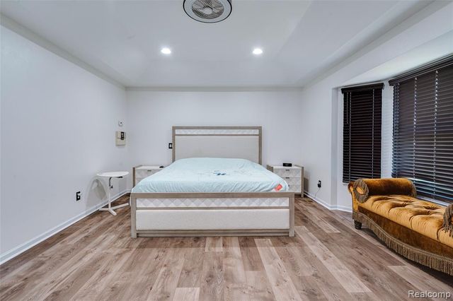 17021 Algonquin Drive, Northville, MI 48168